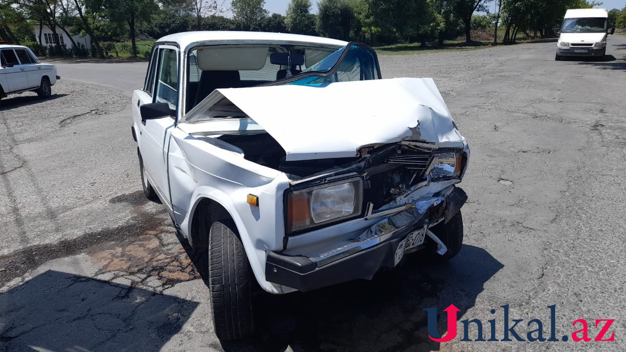 Qaxda qəza olub, yaralılar var - FOTOLAR (YENİLƏNİB)